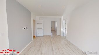 BartanusReality - Na predaj kompletne zrekoštruovaný 3 izbov - 7