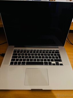 MacBook Pro (Retina, 15-inch, Mid 2015 - 7