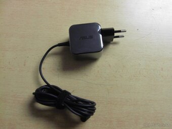 Notebook ASUS E510- ružová farba- AKO NOVÝ - 7