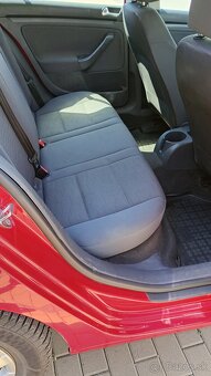Volkswagen Golf 5 - 7