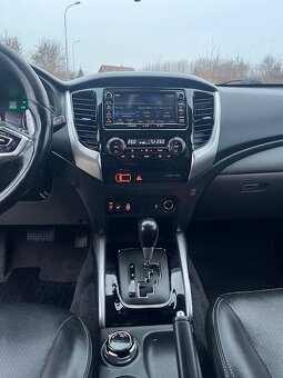 Mitsubishi L200 2,4 d 133kw 4x4 r.11/2017 - 7