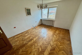 PREDAJ veľkorysého 5-izbového domu 10 minút od Žiliny  - 7