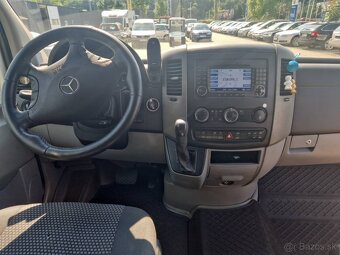 Predám Mercedes-Benz Sprinter 318 CDI 135 KW Automat - 7