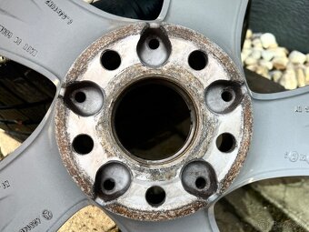 Disky Elektróny Mercedes R18 - 7