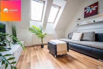 ŠTÝLOVÝ PODKROVNÝ 2-IZBOVÝ BYT V CENTRE NITRY – ŠTÚROVA ULIC - 7