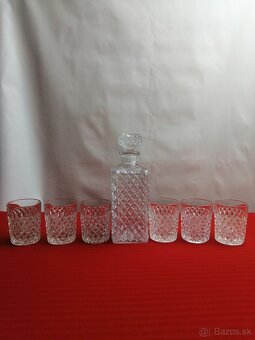 KARAFA S so 6 POHÁRIKMI - 7