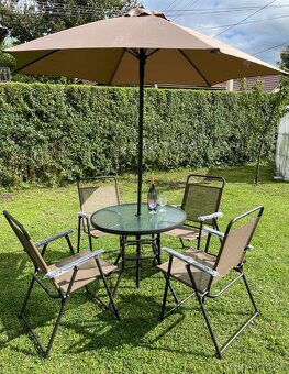 Záhradný slnečník so stoličkami - 7