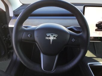 Tesla model 3 - 7