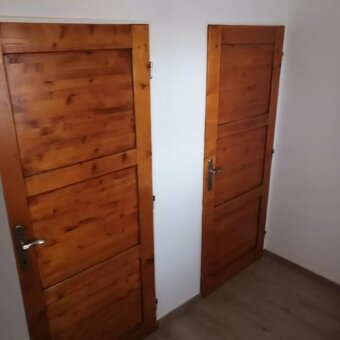 Pokládka podlahy a montáž dverí - 7