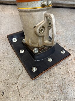 3. Vibračné dusadlo Bomag BT 65 - 7