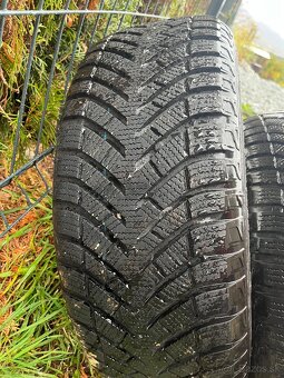 Zimne pneumatiky 215/55 R17. 98V  XL - 7