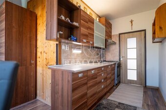 (REZERVOVANÉ)2 IZBOVÝ BYT, ŽILINA-VLČINCE II, VÝŤAH,... - 7