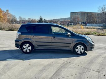 Toyota Corolla Verso 1.8i benzin 2008 - 7