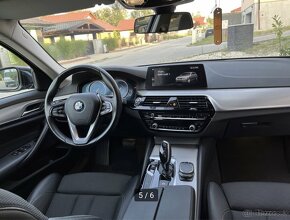 BMW 530i Xdrive Model 2018 - 7