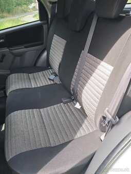 Suzuki SX4 - 7