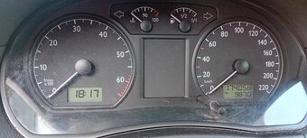 Volkswagen PÓLO 1.2 BENZÍN - 7