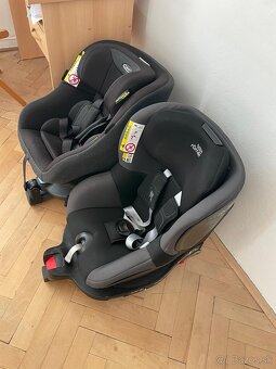 graco turn2me R129 a britax dualfix M i-size - 7
