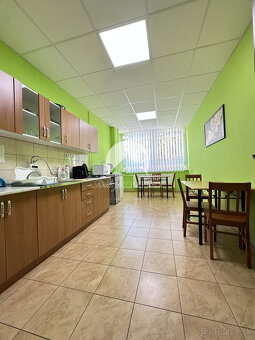 Reality KOMPLEX s.r.o. Vám ponúka na prenájom dve kancelárie - 7