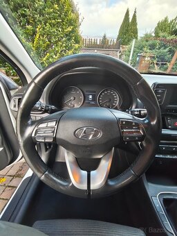 Predám Hyundai i30 kombi - 7