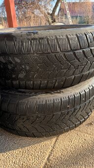 Zimné gumy - 235/60R18 (4ks) - Dunlop - 7