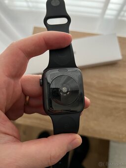 Apple Watch SE (2020) 44mm - 7