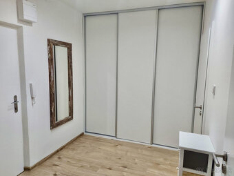 Na predaj zrekonštruovaný 2-izbový byt vo vyhľadávanej lokal - 7