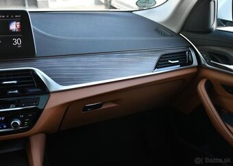 BMW Řada 5 530d xD LUXURY HUD MASAŽ TAŽNÉ 210 kw - 7