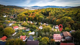 KAVEČANY - Záhrada s chatkou, výmera 478 m2 - 7