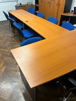 Kancelársky nábytok - 7