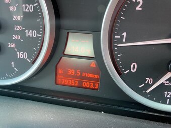 ROZPREDÁME BMW E63 645ci - 7