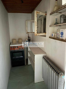 Predám vinohradnícky domček s vinicou a ornou pôdou Štúrovo - 7