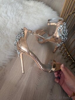 Krásne rosegold sandále ASOS s kamienkami - 7