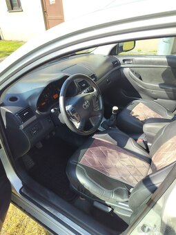 Predám Toyotu Avensis - 7