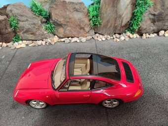 Prodám model 1:18 porsche 911 carrera targa 993 - 7