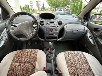 Toyota Yaris 1.0 Linea - 7