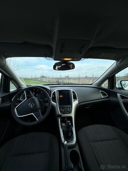 Opel Astra 2010 - 7