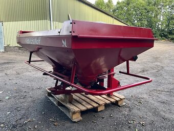 1200L Nizozemské rozmetadlo LELY CENTERLINER SL - 7