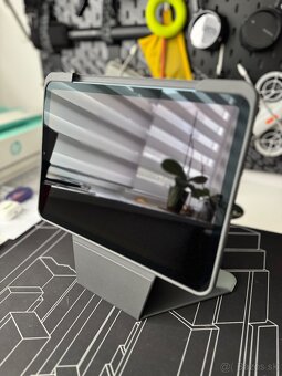 Apple iPad air M1 Modry - 7