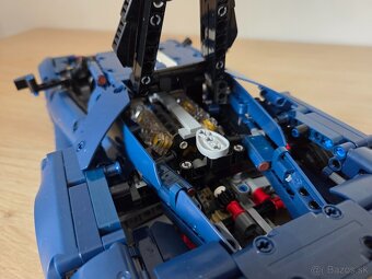 LEGO TECHNIC FORD GT 42154 - 7