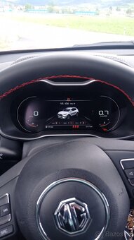 Predám MG ZS EMOTION 1.5 Benzín 78KW - 7