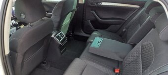 Škoda Superb Combi 2.0 TDI SCR Style Možný Leasing - 7