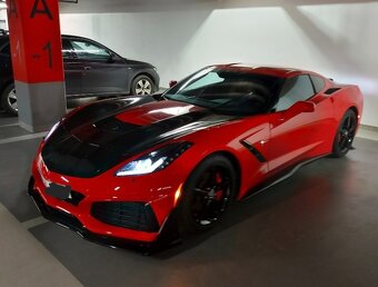 Chevrolet Corvette C7 - 7