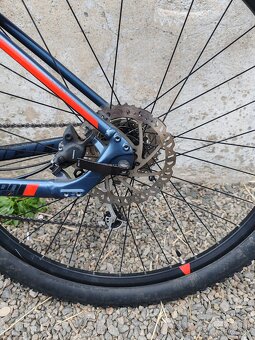 Predám bicykel Giant Talon - 7