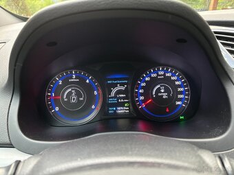 HYUNDAI i40 CW - 7