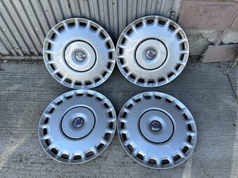 Predam original puklice: 16" FORD 30€ 15" HONDA 20€ 15" - 7