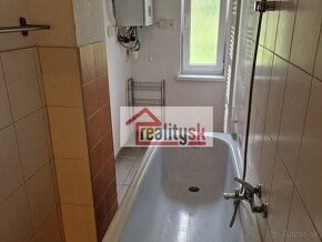 4 - IZBOVÝ PRIESTRANNY BYT NITRA ČERMÁŇ, ZAHRADA, GARAZ - 7