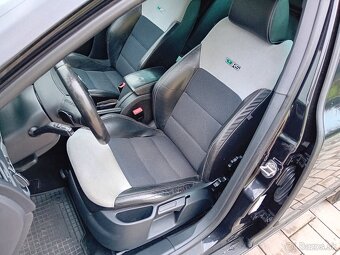 Škoda Octavia Rs 2,0tdi 125kw - 7