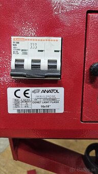 Karusel spolu s príslušenstvom - 7