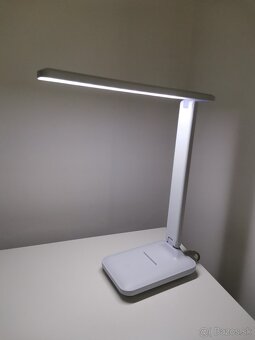 Nová stolná LED lampa - 7