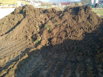 Ornica, zemina, hlina - 7